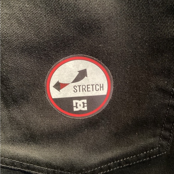 DC Worker Straight Stretch Shorts Men's Size 32 - Picture 2 of 4